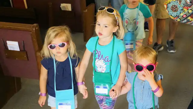 EVCC VBS 2017 - Slide Show - Follow Him
